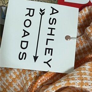 Haptics Women's Orange and White- Ashley Roads 3X new with tags